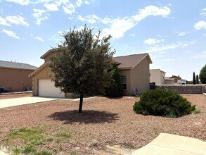 6305 Rosa Gandara Pl in El Paso, TX - Building Photo - Building Photo