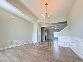 228 Monroe Fields Dr in Benson, NC - Building Photo - Building Photo