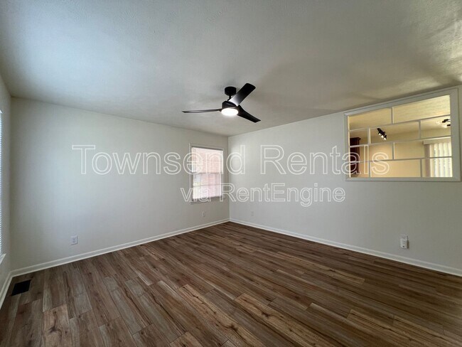 1319 Camelot Dr in Fayetteville, NC - Building Photo - Building Photo