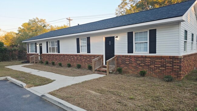 property at 469 Monetta St S E