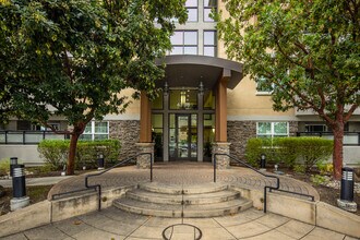 Pennisula Real in Los Altos, CA - Building Photo - Building Photo