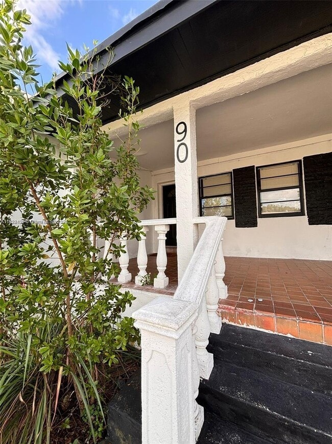 90 NE 68th Ter, Unit 1