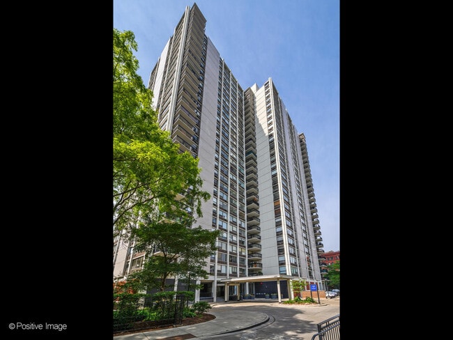 property at 1460 N Sandburg Terrace