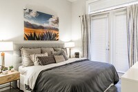 Building Photo - The Arnold Apartments in Austin, Texas