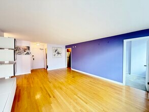 3550 N Lake Shore Dr in Chicago, IL - Building Photo - Building Photo