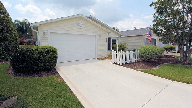 property at 3496 Roanoke St