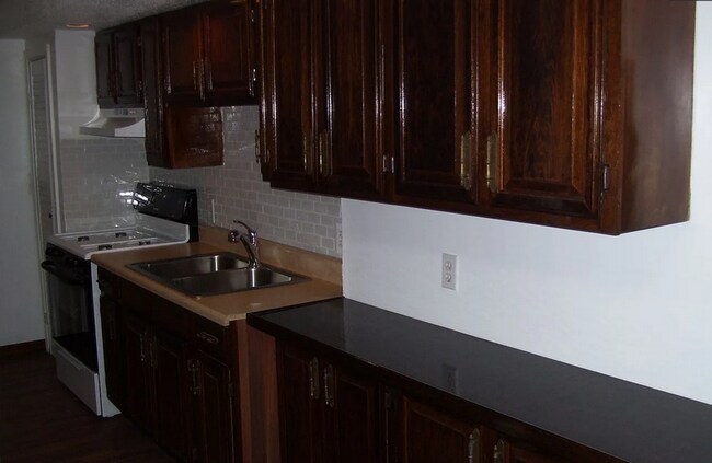 2 Farwell St in Worcester, MA - Building Photo - Building Photo