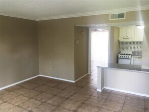 129 Blue Pointe Way in Altamonte Springs, FL - Building Photo - Building Photo