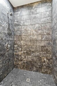 912 N Milton Ave photo'