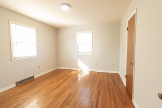 2800 Isherwood Dr in Columbia, MO - Building Photo - Building Photo