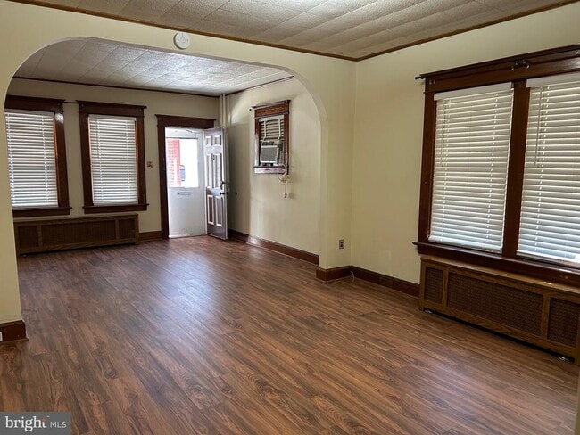 property at 1049 Genesee St