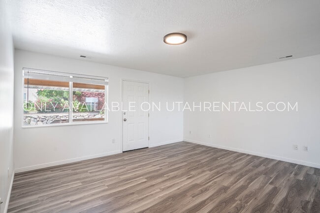 2057 S State St in Provo, UT - Building Photo - Building Photo