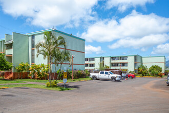 1046 Ehoeho Ave in Wahiawa, HI - Foto de edificio - Building Photo