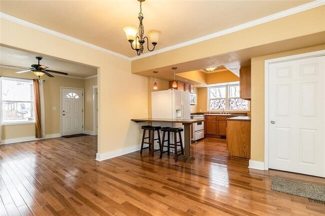 828 8th Ave SW in Cedar Rapids, IA - Building Photo - Building Photo