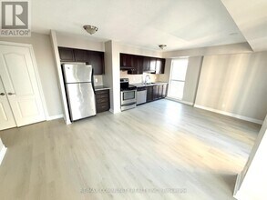 60 Town Centre Court in Toronto, ON - Building Photo - Building Photo