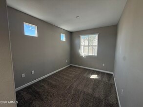 1255 N Arizona Ave in Chandler, AZ - Building Photo - Building Photo