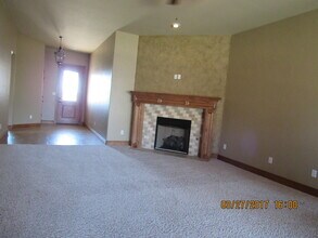 3604 NE Willow Way in Lawton, OK - Building Photo - Building Photo