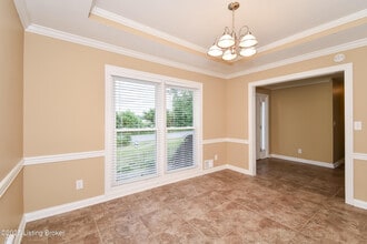 1200 Goshen Ln in Goshen, KY - Building Photo - Building Photo