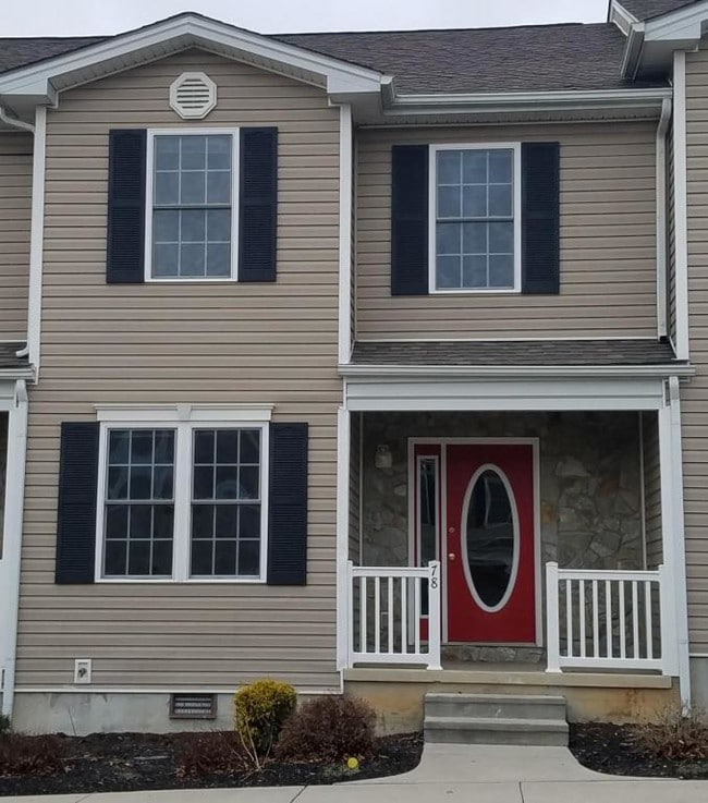 property at 78 Pinnacle Ln