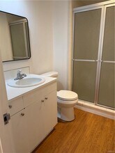 321 Coral Ave in Newport Beach, CA - Building Photo - Building Photo