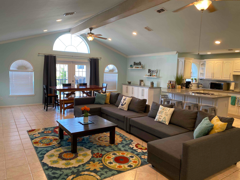 103B E Palmetto Dr in South Padre Island, TX - Building Photo
