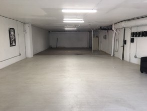 1101 Westerly Ter in Los Angeles, CA - Foto de edificio - Building Photo