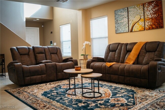 4913 Lazy Day Ct in Las Vegas, NV - Building Photo - Building Photo