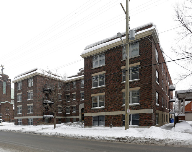 Val Cartier in Ottawa, ON - Building Photo - Primary Photo