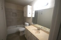 9419 Fondren Rd photo'