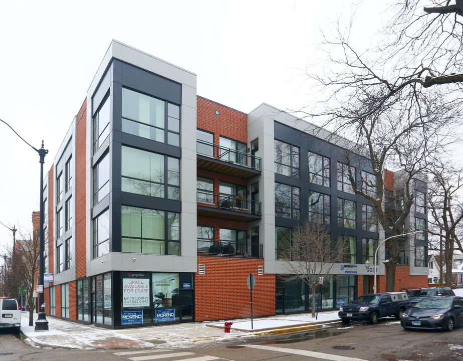 3038 W Armitage Ave in Chicago, IL - Building Photo