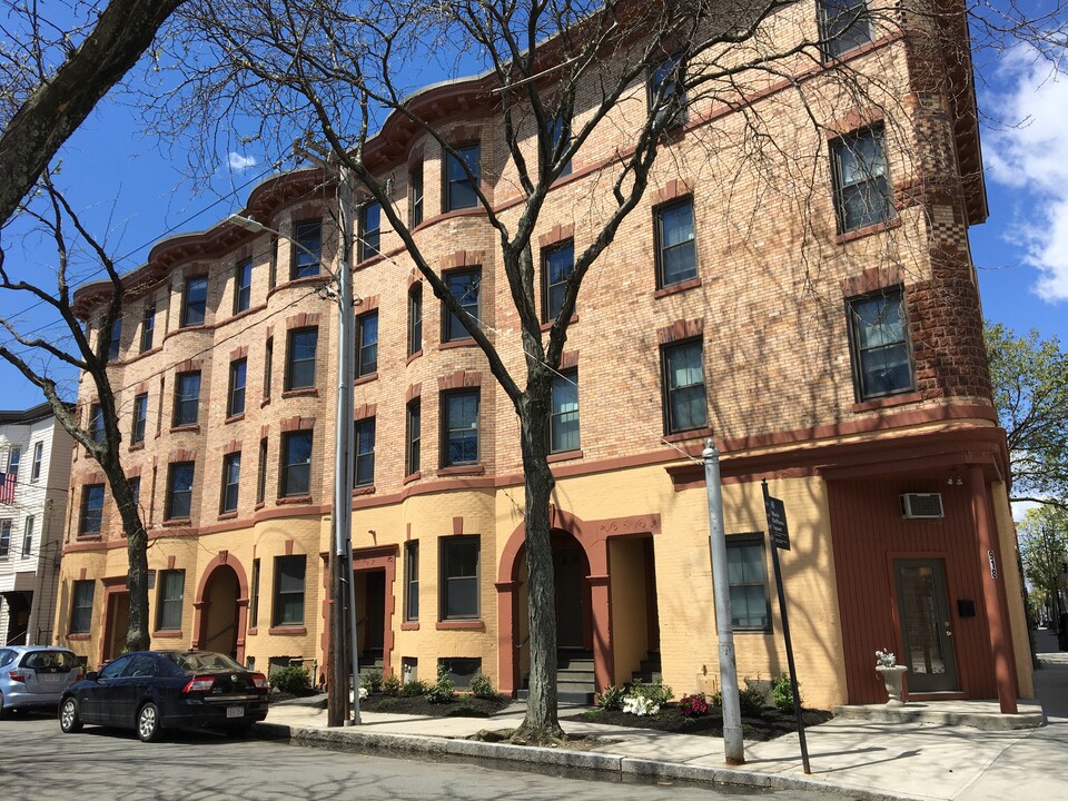 110 Willow Street in Cambridge, MA - Foto de edificio