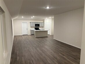 801 S Katlyn Dr in Siloam Springs, AR - Building Photo - Building Photo