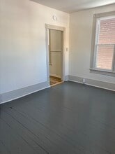 19 W Chartes St in New Castle, PA - Building Photo - Building Photo