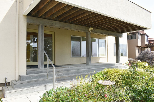 property at 251 Ventana Way