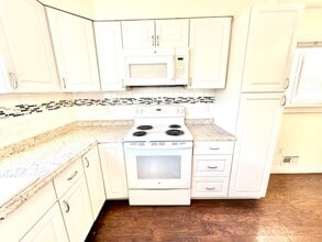 4585 S Galapago St in Englewood, CO - Building Photo - Building Photo