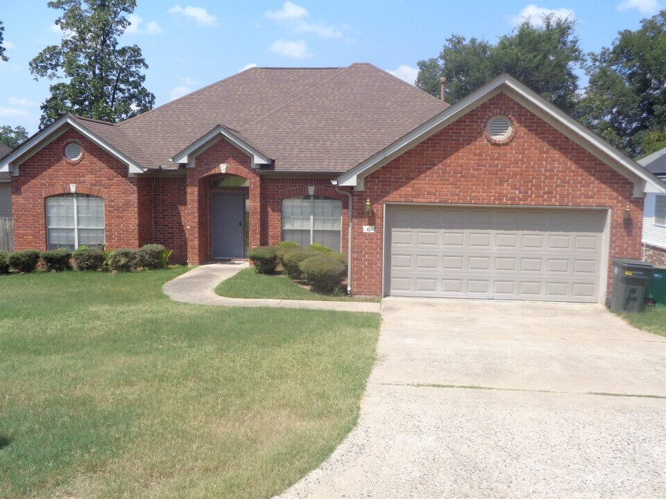 6 Jack Nicklaus Cove in Little Rock, AR - Building Photo