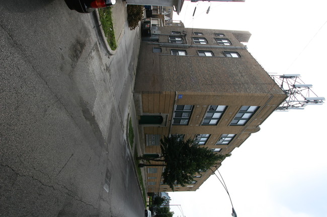 2237-2241 N Central Park Ave in Chicago, IL - Building Photo - Building Photo