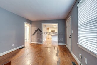 2930 Primrose Cir in Nashville, TN - Building Photo - Building Photo