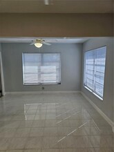 5843 Tyler St, Unit 5843 in Hollywood, FL - Building Photo - Building Photo