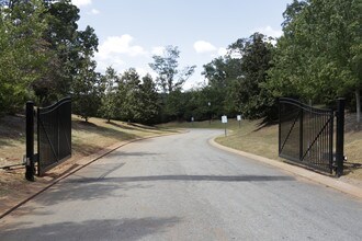 College Parke in Anderson, SC - Foto de edificio - Building Photo