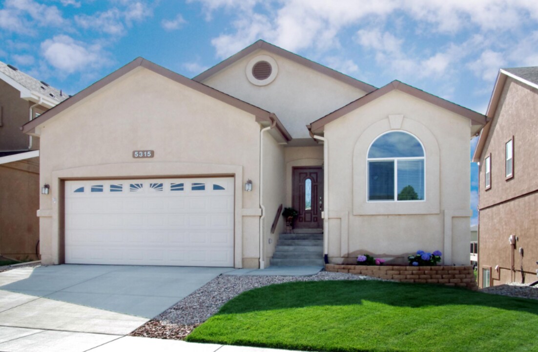 5315 Fossil Butte Dr in Colorado Springs, CO - Building Photo