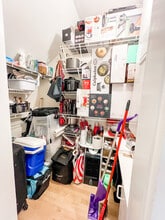 22 Marblehead St, Unit 2 in North Andover, MA - Foto de edificio - Building Photo