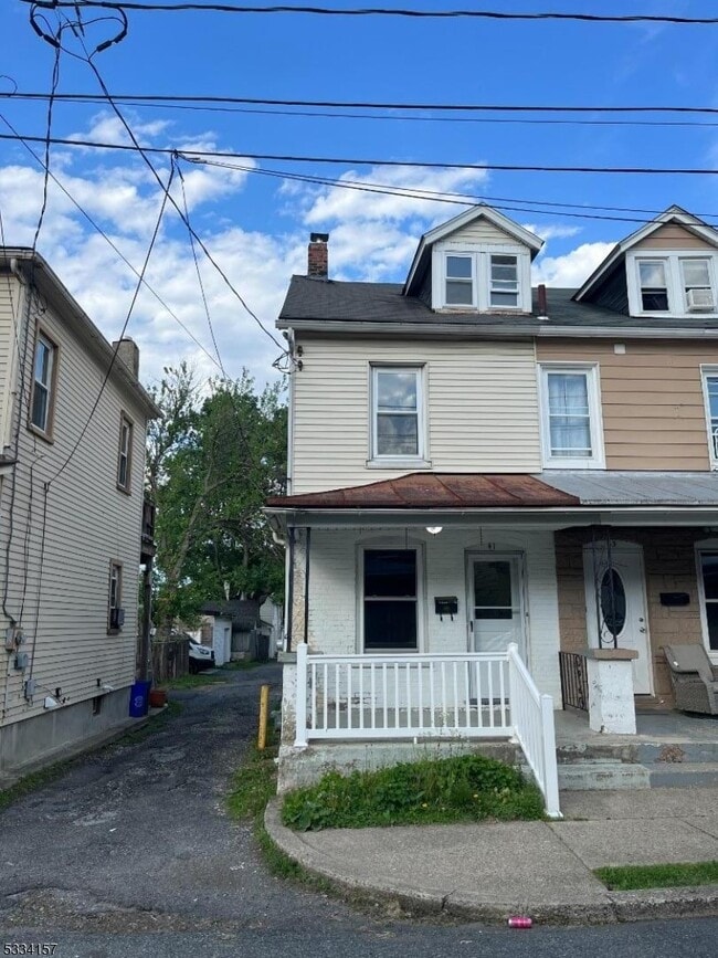 property at 41 Evelyn Ave