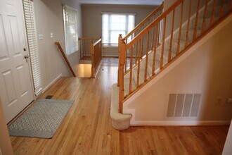 115 Ridgepoint Pl in Gaithersburg, MD - Building Photo - Building Photo