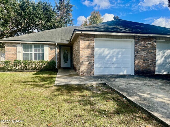 11 Plainview Dr in Palm Coast, FL - Building Photo - Building Photo