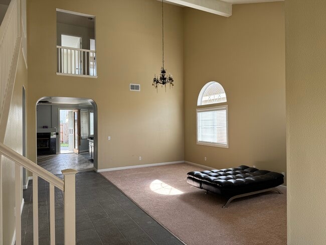 1742 Henry Long Blvd in Stockton, CA - Foto de edificio - Building Photo