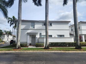 15798 SW 40th St in Miramar, FL - Building Photo