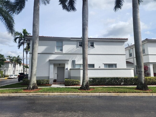property at 15798 SW 40th St