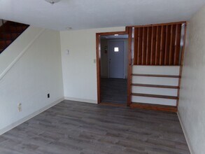 1007 Golfview Ave in State College, PA - Building Photo - Building Photo