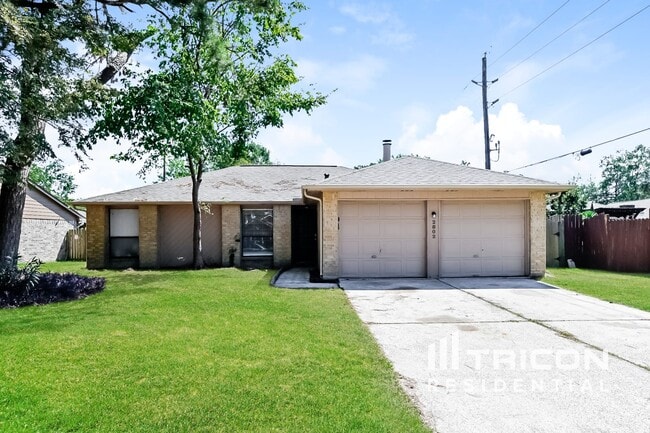 property at 2802 N Spring Dr